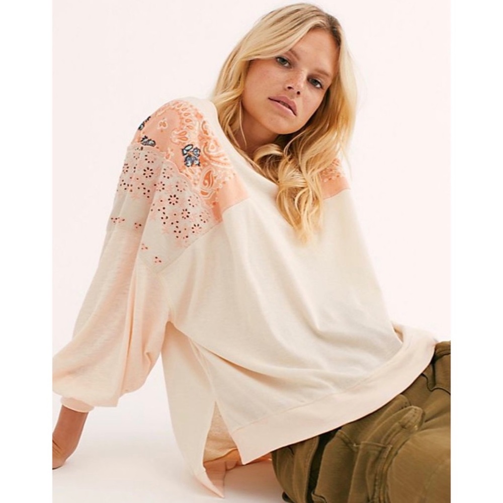 ✨NWT✨ We The Free Feelin It Tee Peach